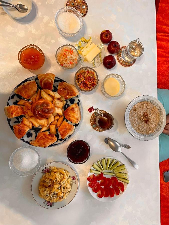 Gulnara Guest House Balykchy Экстерьер фото