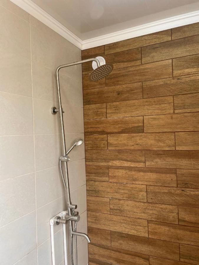 Gulnara Guest House Balykchy Экстерьер фото
