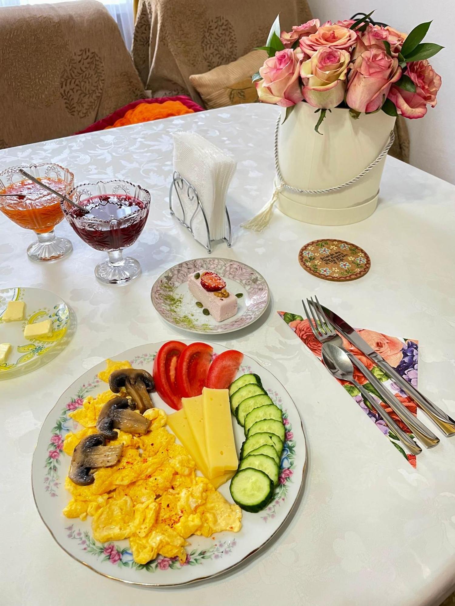 Gulnara Guest House Balykchy Экстерьер фото