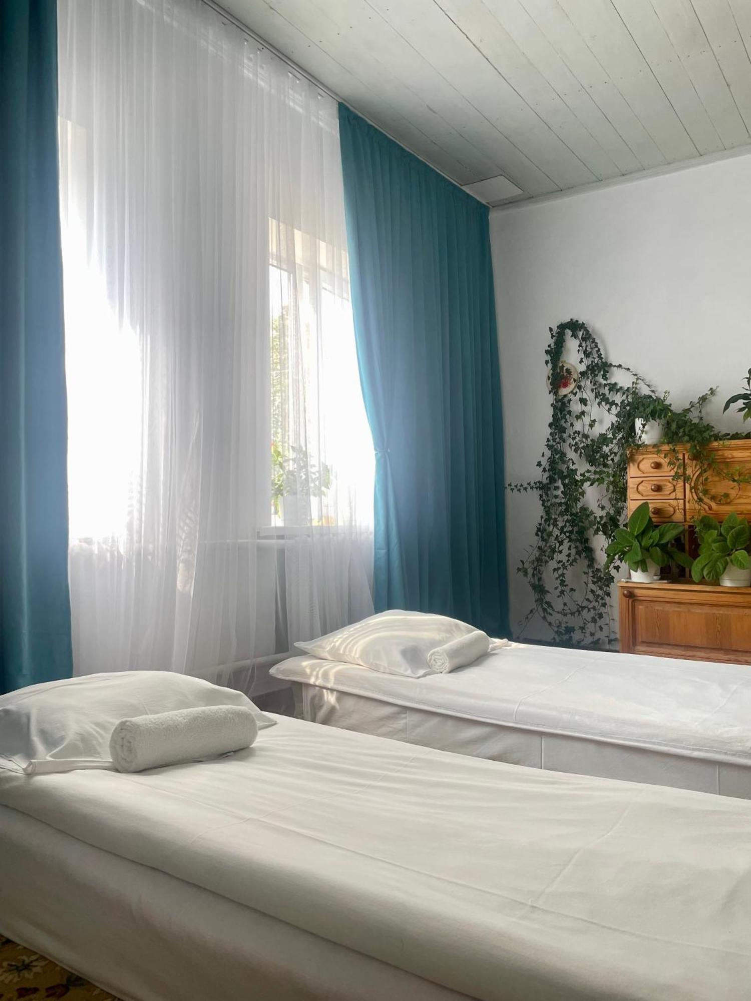 Gulnara Guest House Balykchy Экстерьер фото